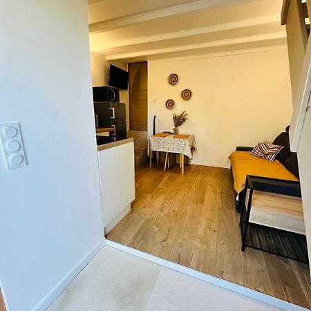T2 avec terrasse arborée proche LOURMARIN Cadenet Extérieur photo