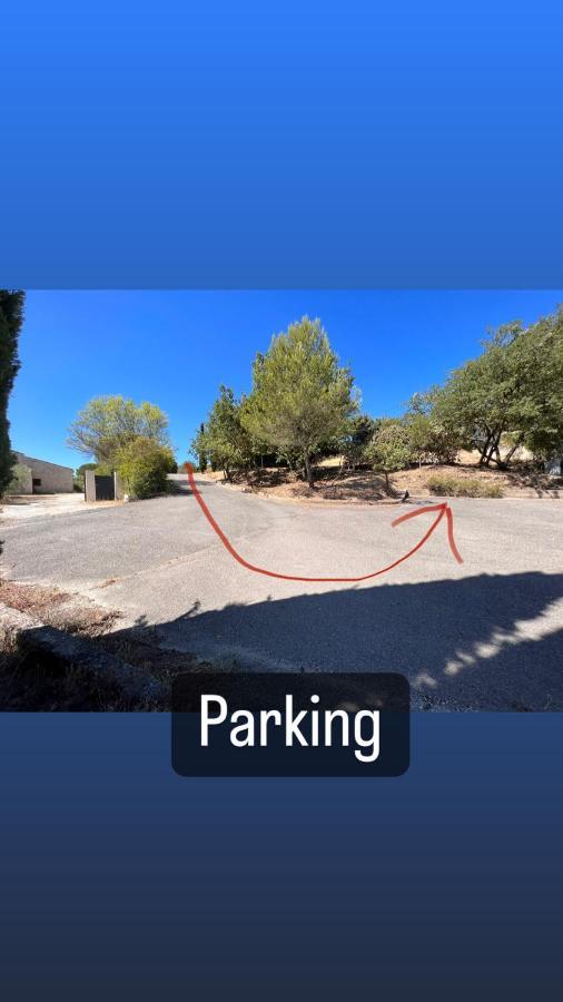 T2 avec terrasse arborée proche LOURMARIN Cadenet Extérieur photo